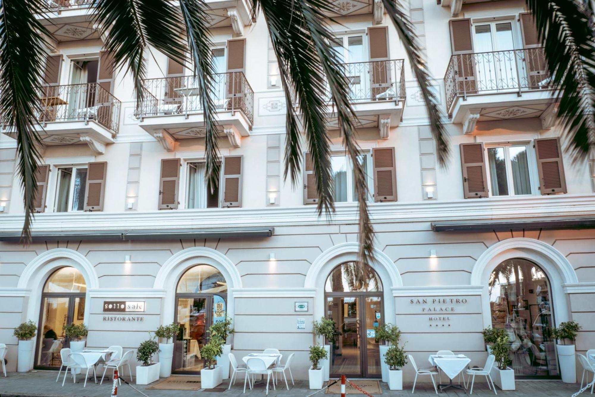 Hotel San Pietro Palace Finale Ligure Exteriör bild