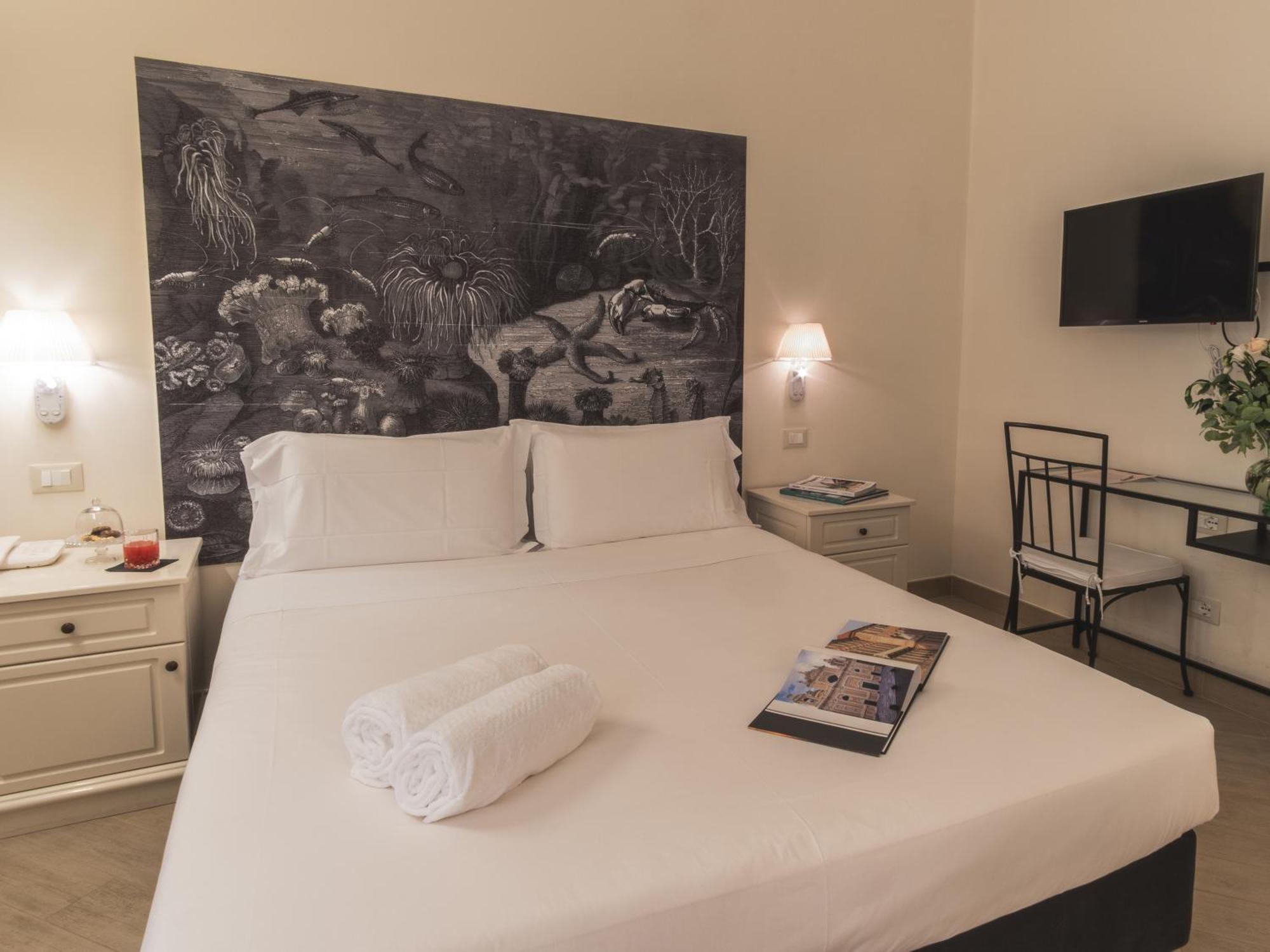 Hotel San Pietro Palace Finale Ligure Exteriör bild