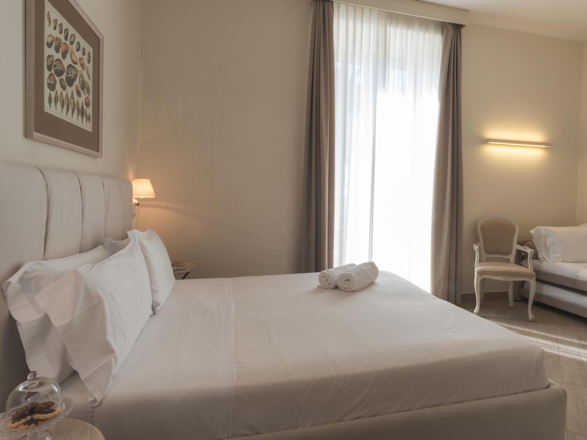 Hotel San Pietro Palace Finale Ligure Exteriör bild