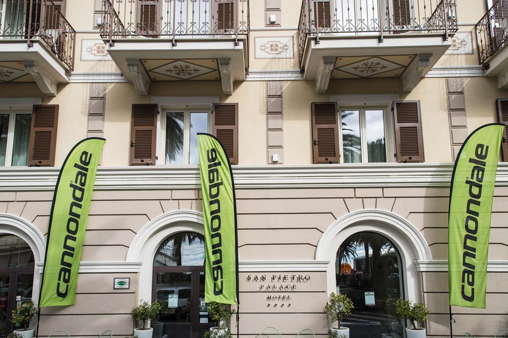 Hotel San Pietro Palace Finale Ligure Exteriör bild