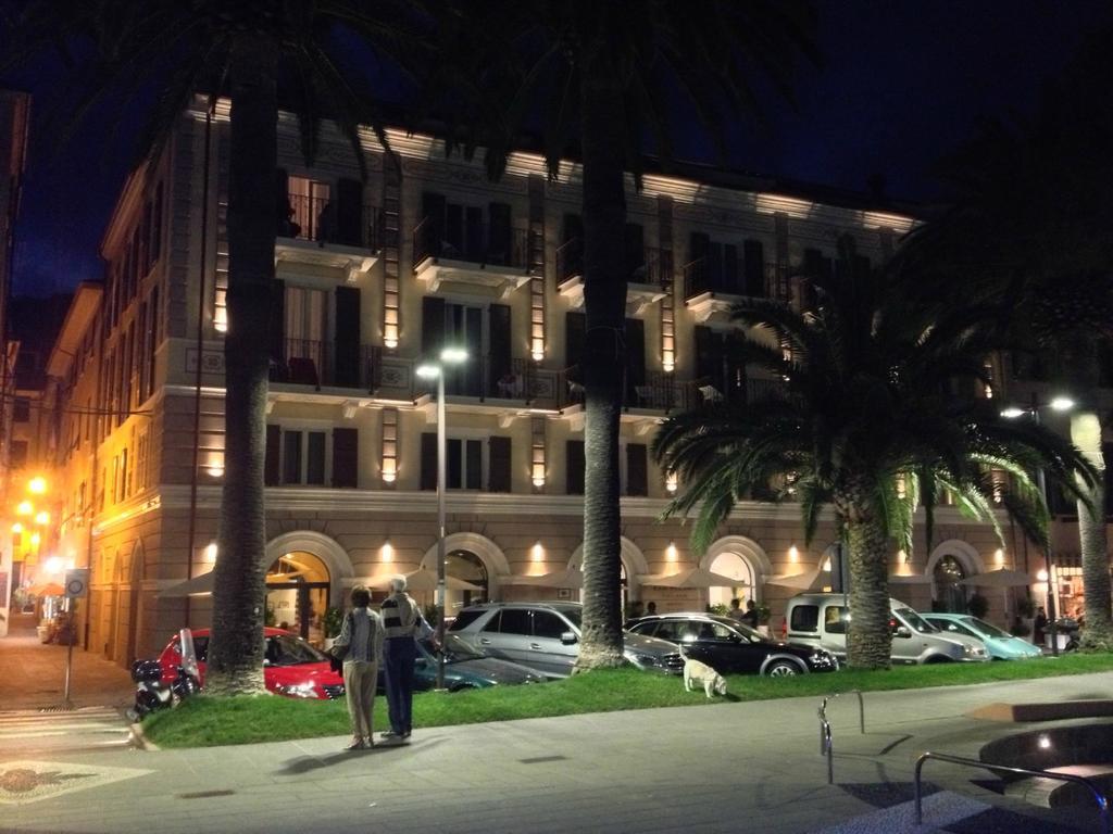 Hotel San Pietro Palace Finale Ligure Exteriör bild