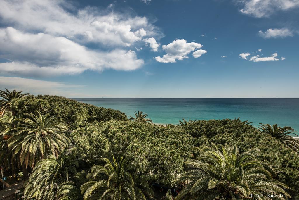 Hotel San Pietro Palace Finale Ligure Exteriör bild
