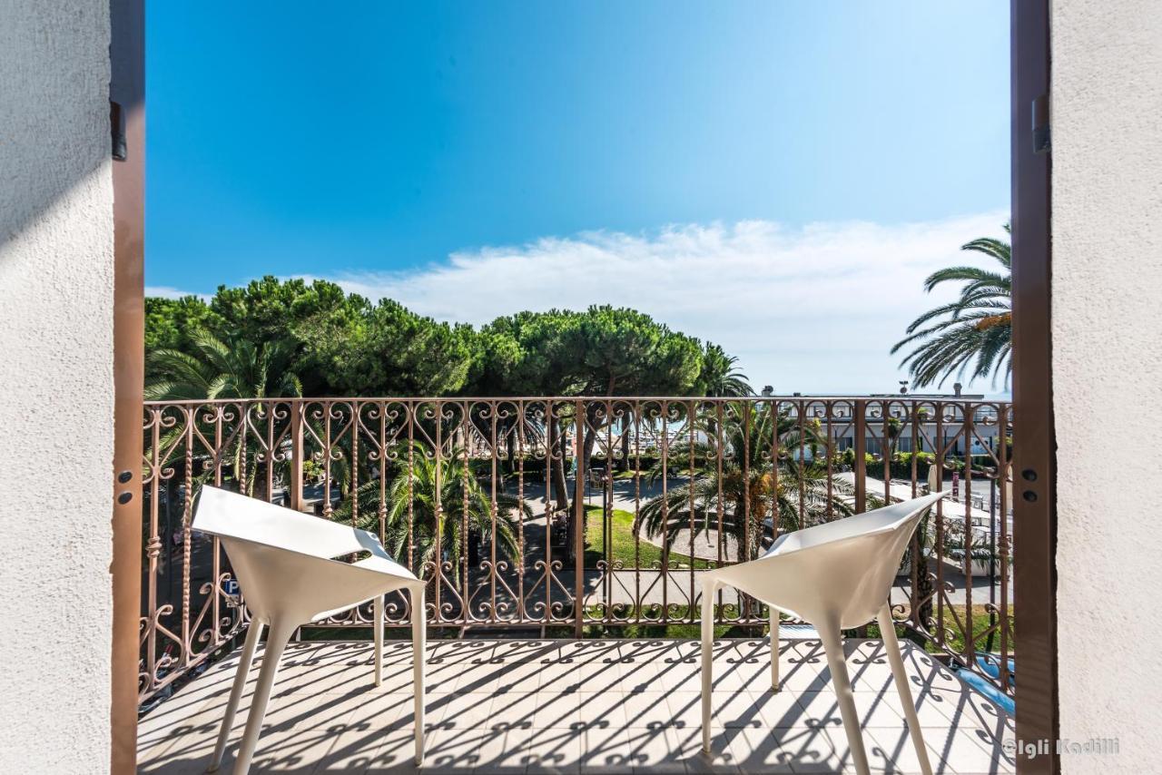 Hotel San Pietro Palace Finale Ligure Exteriör bild